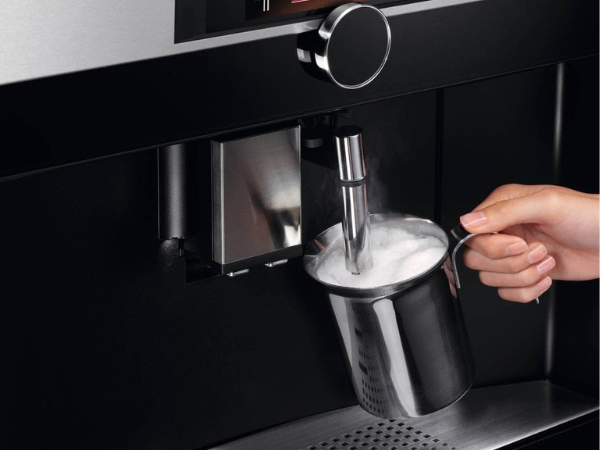 AEG Coffee Machine - Milk Frothing Made Simple