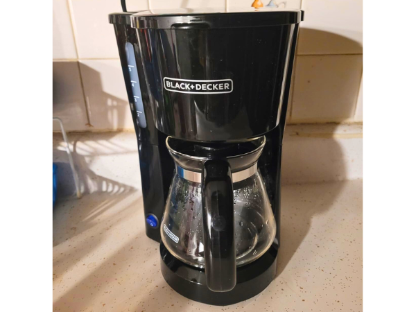 BLACK+DECKER CM0700B 5-Cup Coffee Maker - Size And Design