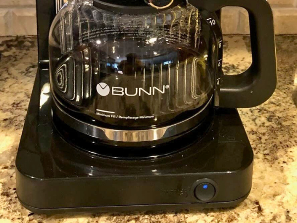 BUNN Speed Brew Elite Coffee Maker - User-Friendly Operation