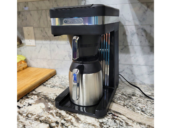 BUNN Speed Brew Platinum Thermal Coffee Maker - Size And Design