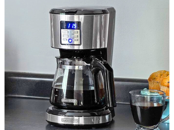 Black+Decker 12-cup Programmable Coffee Maker Size And Design