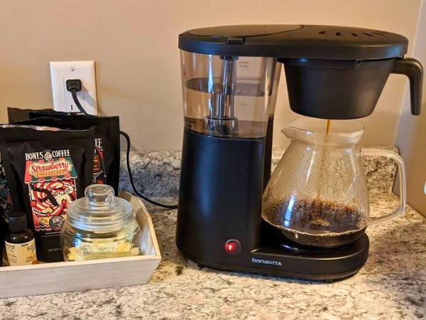 Bonavita Coffee Maker Metropolitan - Size And Design