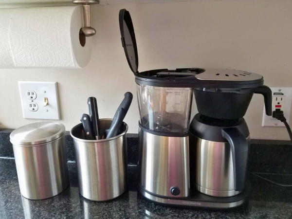 Bonavita Connoisseur 8 Cup Drip Coffee Maker - Easy Everyday Operation
