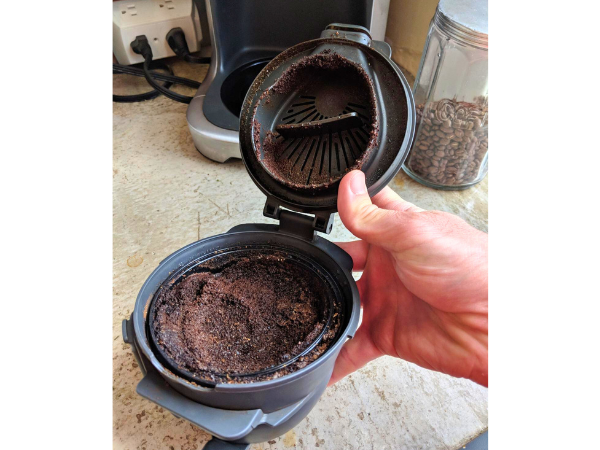 Breville Grind Control Coffee Maker - Built-in grinder