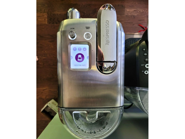 Breville Nespresso Creatista Plus - User Interface & Controls