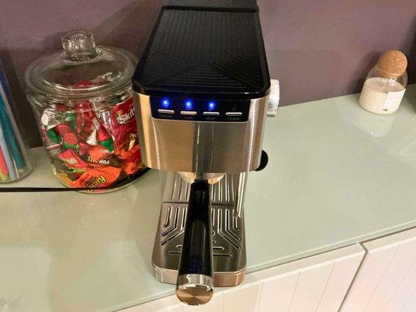 COWSAR Espresso Machine (9 Bar) - Size And Design