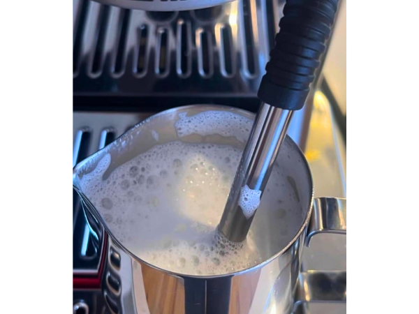 DeLonghi Espresso Machines - Milk Frothing Systems