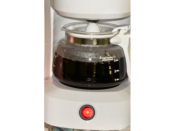 Dominion Coffee Maker - Fast Brewing Power