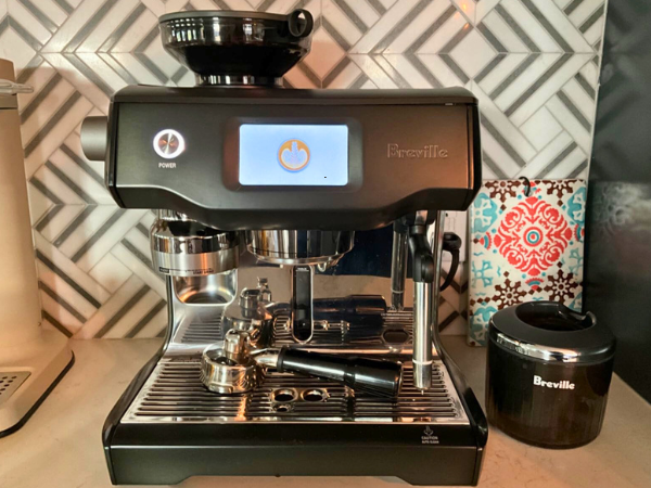 Size And Design - Breville Oracle Touch Espresso Machine